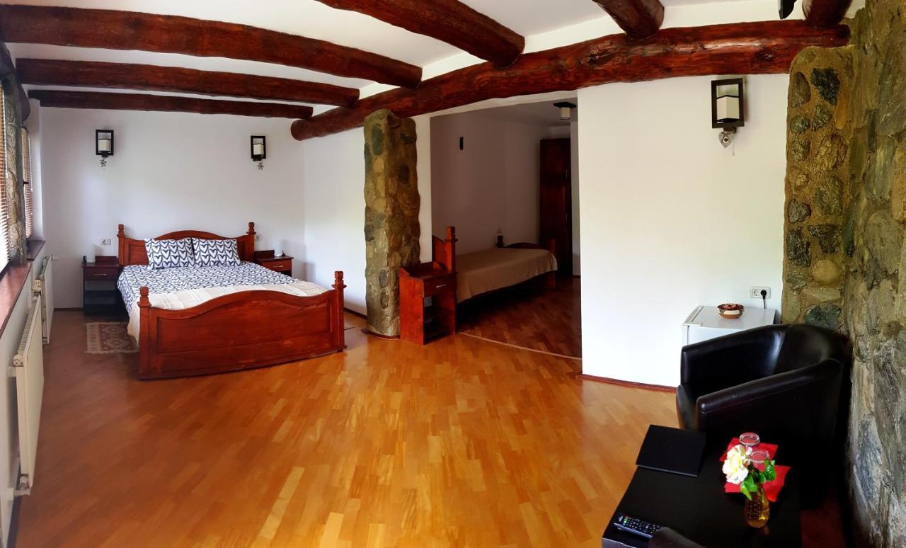 Вилла Casa Bunicului Vistisoara Номер фото